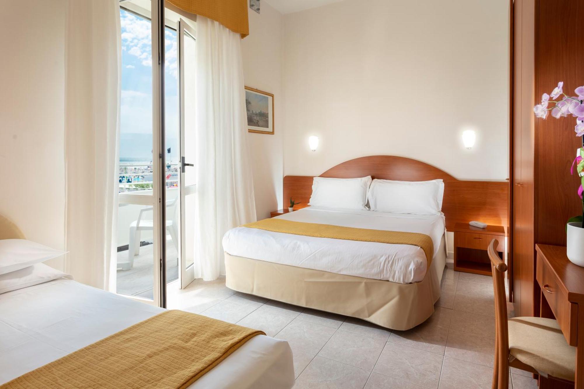 Hotel Vela D'Oro Rimini Dış mekan fotoğraf